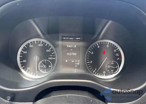 2016 Mercedes-Benz Metris из США, поврежденный, VIN WD4PG2EEXG3097393